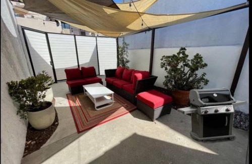 Belmont Shore House | The Heart of Belmont Shore