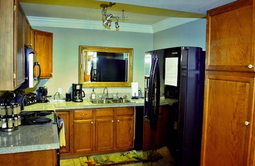 Manitou Springs Historic District Apartment | The Heart of Manitou Springs. Award-winning. Luxurious. Historic. 1st Floor unit
