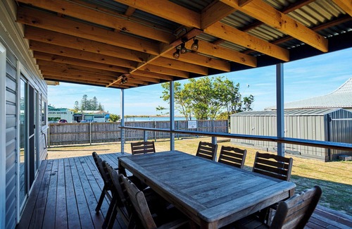 Harrington House | The heart of town at your finger tips, perfect for the boat and family