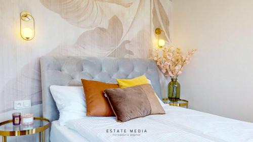 Centrum Apartment | The Heart of Warsaw Apartments by TataRento