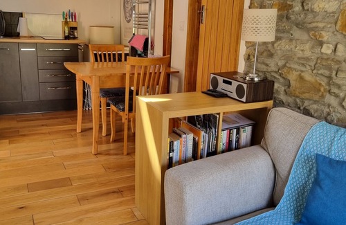 Atherington Cottage | The Hide at Lemons Farm - cosy cottage with garden in beautiful North Devon