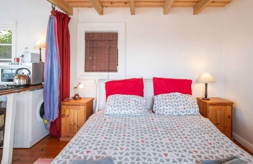 Fish Hoek House | The hide away cottage - coastal dream getaway!