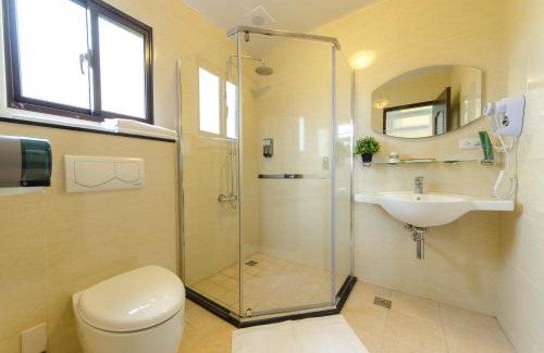 Dongshan Bed & Breakfast | The Hide Bed and breakfast