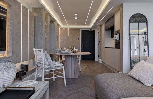 Penrith Apartment | The Hide Summary: The