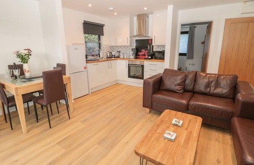 Belford Cottage | THE HIDEAWAY AT HOLLYOAK, pet friendly, with a garden in Belford