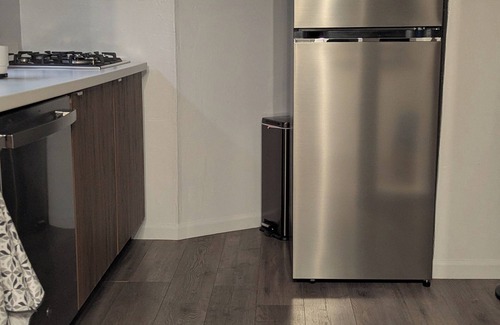 West University Apartment | The Hideaway on 4th