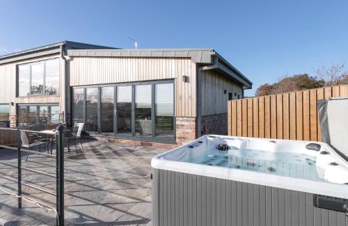 Ticknall House | The Hideaway -Ukc3844