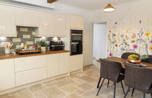 Waverton Cottage | The Hideaway @ Waverton Villa
