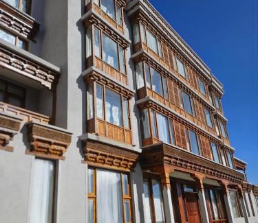Bhuntar Hotel | The Highland Ladakh