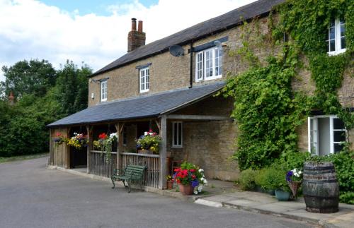 Kidlington Bed & Breakfast | The Highwayman Hotel