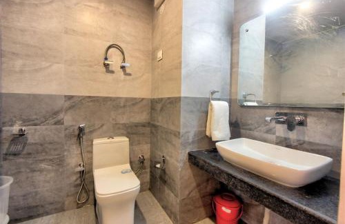New Manali Hotel | The hill view kds