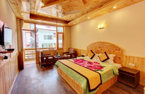 New Manali Hotel | The hill view kds