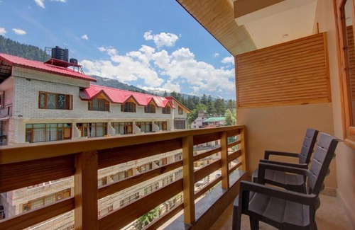 New Manali Hotel | The hill view kds
