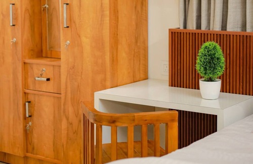 Civil Station House | The Hillside