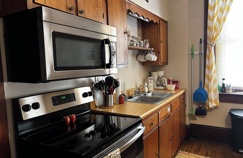 McConnelsville Apartment | The Historic Hideaway
