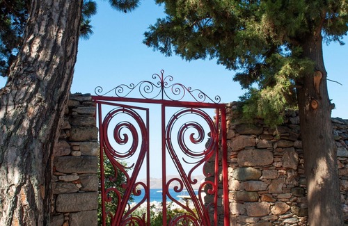 Grambia Villa | The Historic RedHouse (Sea View)