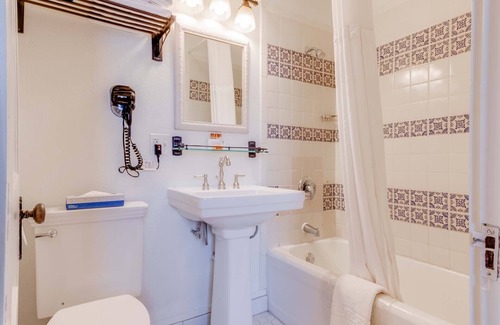 Taos Hotel | The Historic Taos Inn