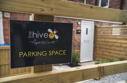Marple Apartment | The Hive Apartment