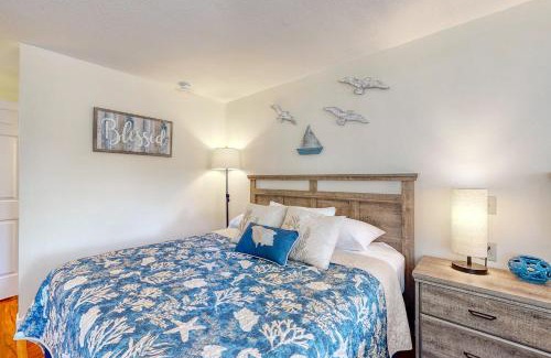 Ogunquit - Wells Hotel | The Holiday House Condominiums