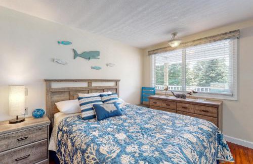 Ogunquit - Wells Hotel | The Holiday House Condominiums