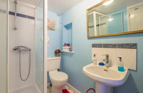 Cambridge Bed & Breakfast | The Holly Tree