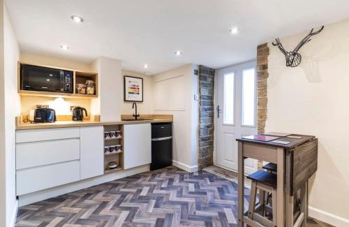 Ilkley Apartment | The Holt - Ilkley, central location, stylish apartment