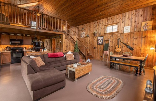 Westby Cabin | The Honey Barn & Honey House LLC