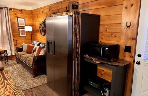 Hot Springs House | The Horse Cabin at Natural State Cabins