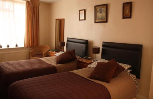 Rhayader House | The Horseshoe Guesthouse