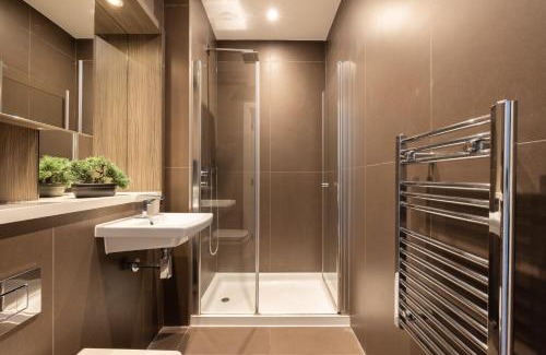London Borough of Hounslow Apartment | The Hounslow Apartment