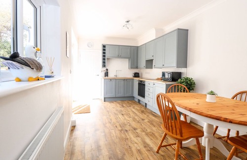 Gorleston-on-Sea House | THE HOUSE IN GORLESTON, pet friendly in Gorleston-On-Sea