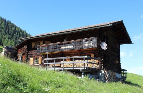 Davos House | The house is quiet located offside the streets, 5 km away from the Davos Platz