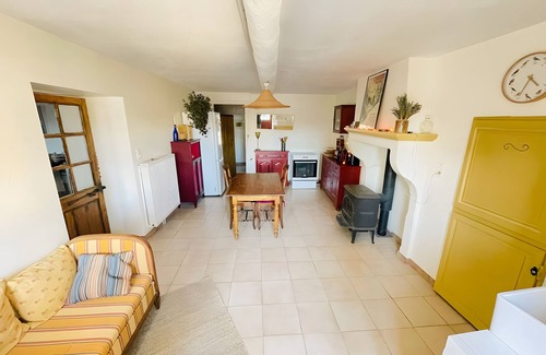 Salles-sous-Bois House | The House Near the Fountain – Indoor Spa