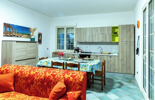 Marinella di Selinunte House | The House of Bilici Charming house surrounded by greenery near golden beaches.