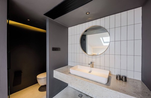 Pudong Hotel | The House Of Mo