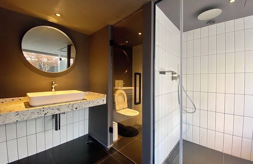 Pudong Hotel | The House Of Mo