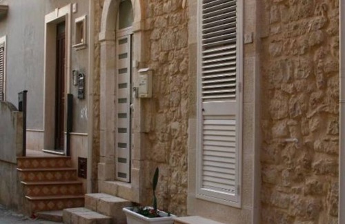 Pozzallo House | The House of Nora