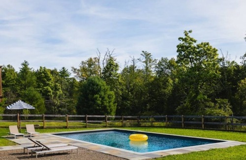 Town of Marbletown Cottage | The House on Smith Lane