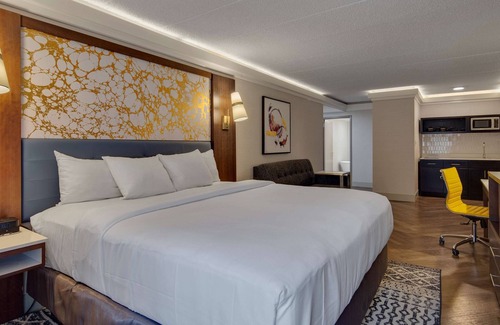 New Providence Hotel | The Hub Murray Hill, BW Premier Collection