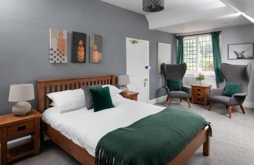 Trentishoe Hotel | The Hunters Inn