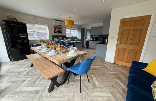Lytham St. Anne's House | The Hydeaway, Lytham St.Annes House | Free Parking