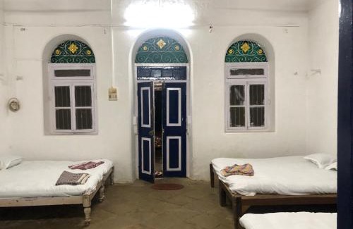 Lonavala Hotel | The Imperial Heritage II 2 minutes from Station and market II Deluxe AC Rooms II
