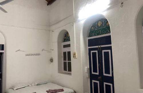 Lonavala Hotel | The Imperial Heritage II 2 minutes from Station and market II Deluxe AC Rooms II