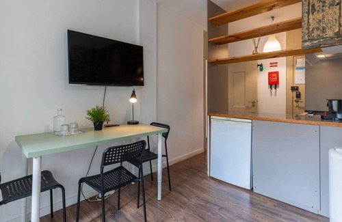 Alfama Apartment | The Indy House | 101 by LovelyStay