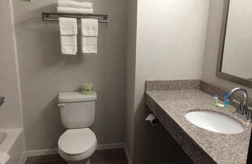 Monaca Hotel | The Inn