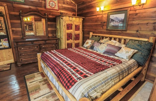 Ellijay Cabin | The Ivy`s River Cabin