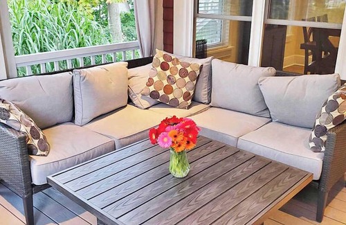 Cherry Valley House | The Jackrabbit - 3 Summer Village