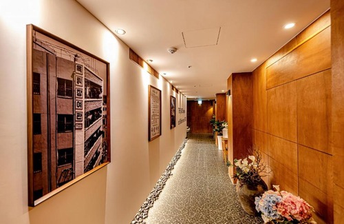 Downtown Hotel | The Jade Hotel