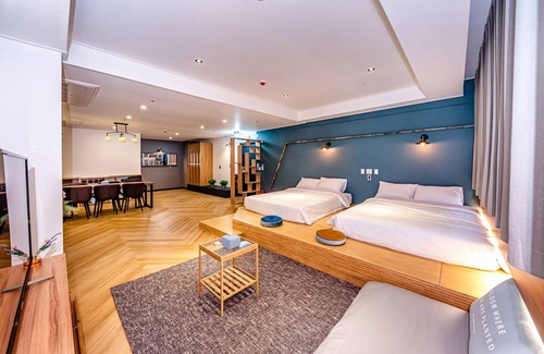 Downtown Hotel | The Jade hotel
