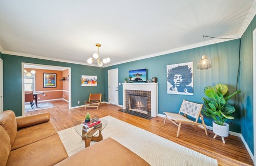 Turner Park Apartment | The Jimi Hendrix Experience